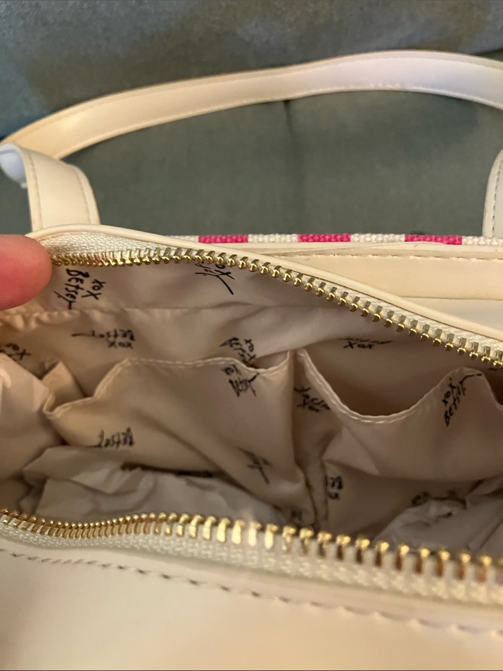 🩷Betsey Johnson XOMACK pink & beige striped satchel handbag w/flower charm NWT - Picture 9 of 13